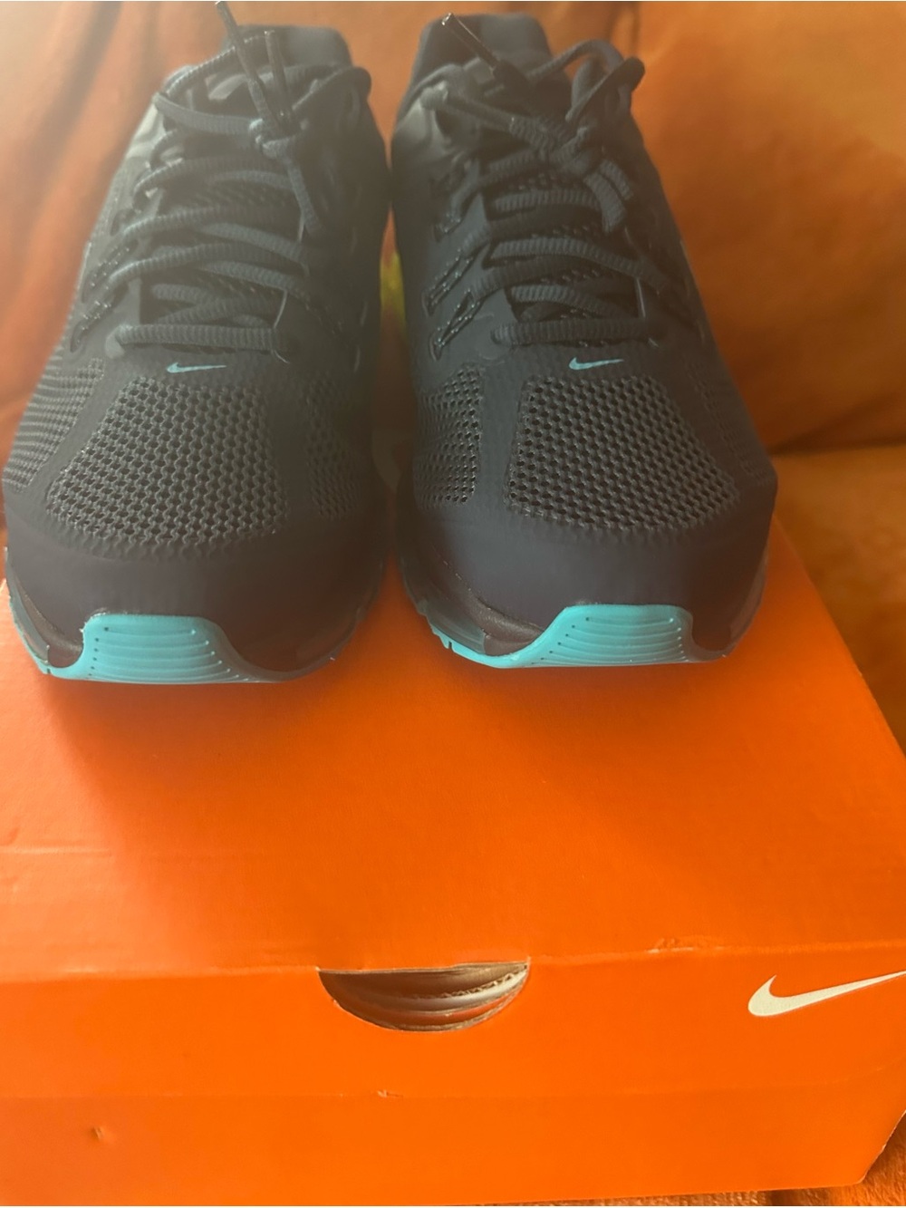 Nike Odyssey React Flyknit 2
"Sequoia/Neutral Olive/Black" size 10